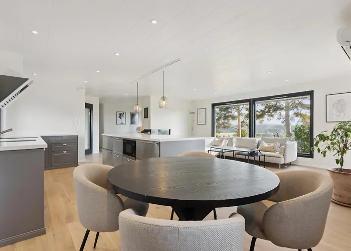 Ringåsen Feriehus *