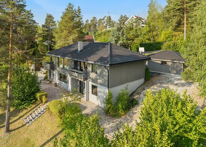 Ringåsen Feriehus Berg (Ringerike)